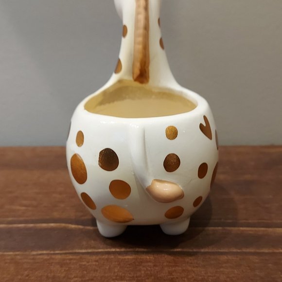 Charmed Aroma Giraffe Candle Holder - Picture 3 of 9